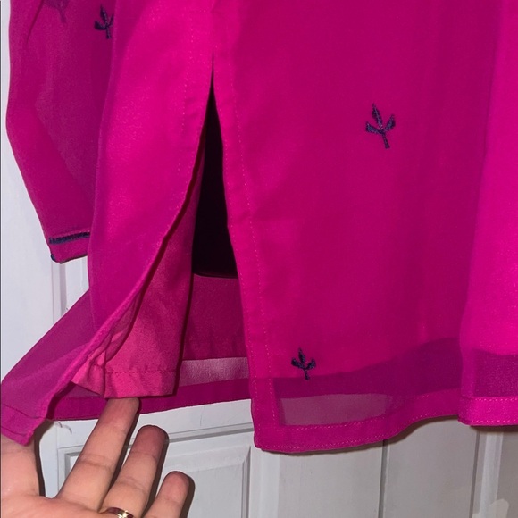 Roopam Sarees Elegant Magenta Embroidered Women's Tunic - Picture 5 of 10